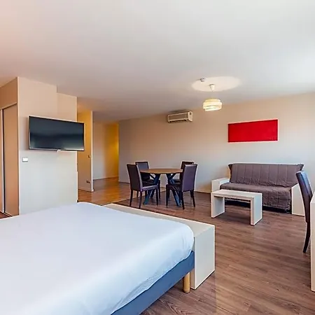 Apart-hotel Appart'city Confort Ovalie I 3*