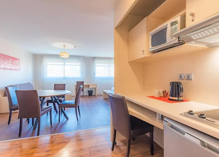 Appart'city Confort Ovalie I Apart-hotel Montpellier